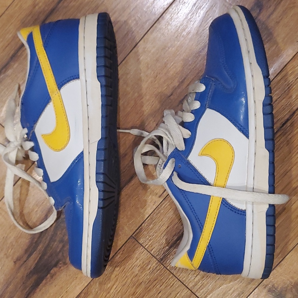 NIKE - Picture 5 of 7